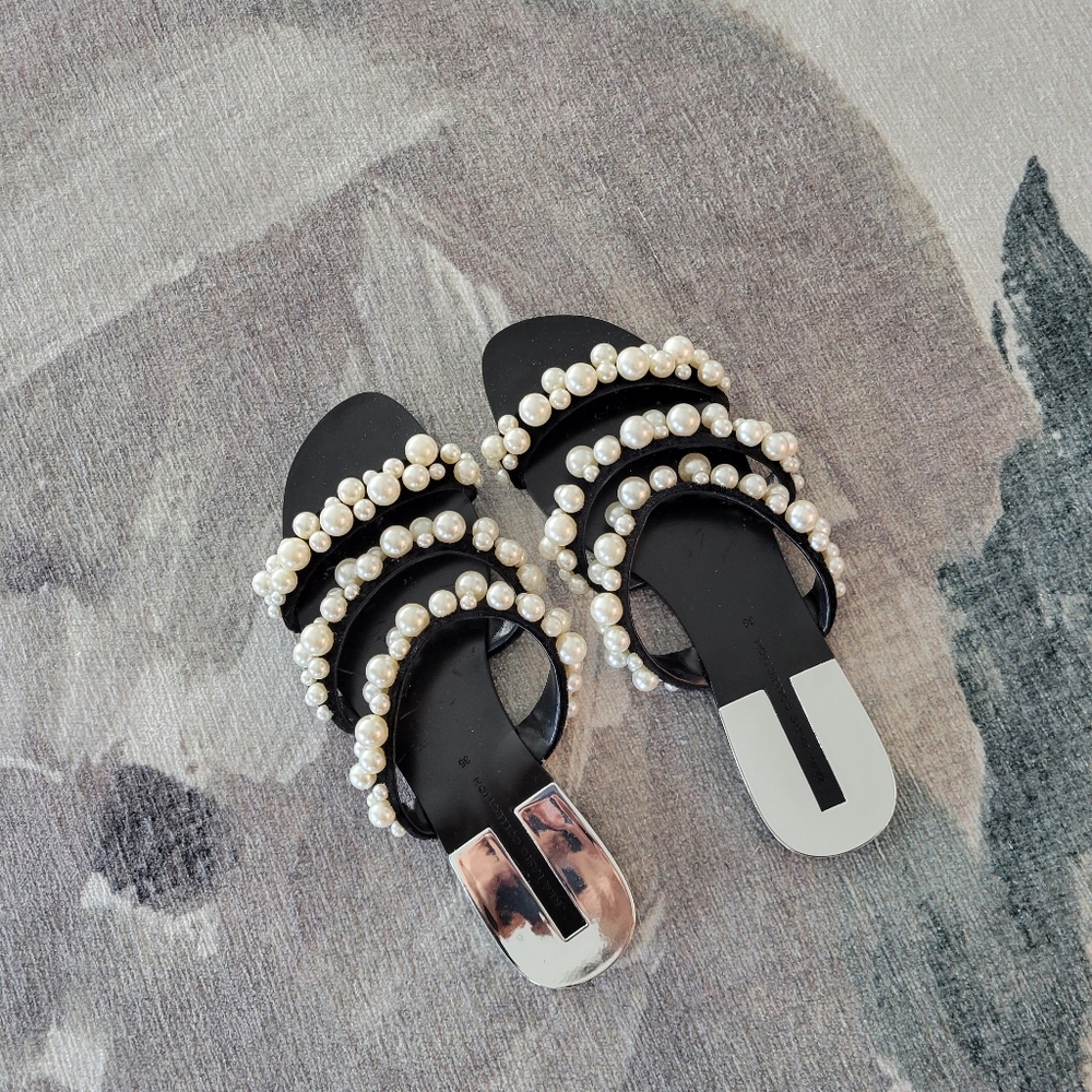ZARA NEW PEARL DETAILED BLACK SANDAL